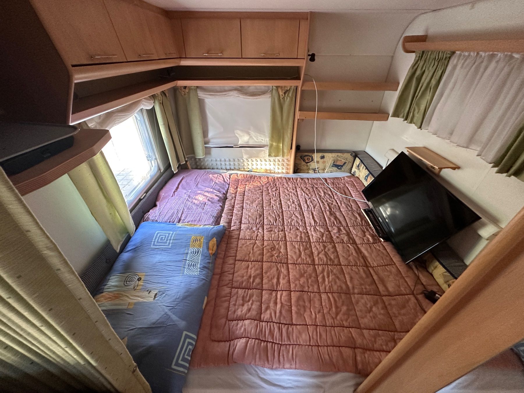 Bürstner Véhicules de camping: Bürstner Ventana 480 TK - ab 100.- – D'occasion à Otelfingen par inf_2rkm 6