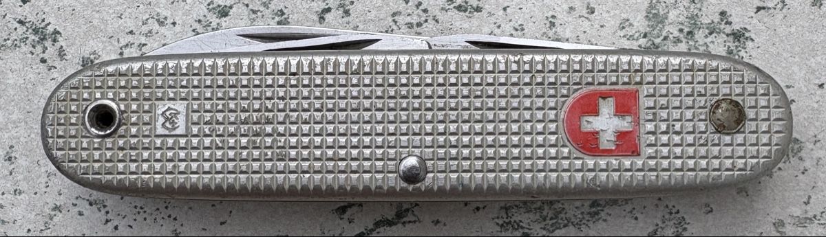 Schweizer Armee Coltelli tascabile: Taschenmesser Victorinox 85 – Usato da Bern venduto da Smintheus