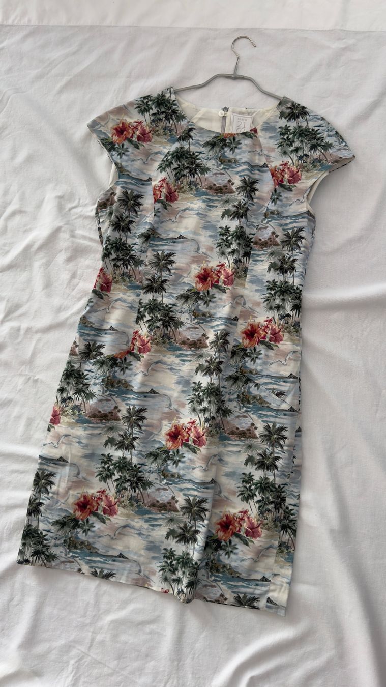 Vestiti: Elegant Summer dress – Usato da Oberengstringen venduto da Watsonam