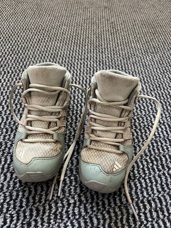 Adidas Scarpe per ragazzi: Wanderschuhe Adidas – Usato da Kerzers venduto da vog_tnj7