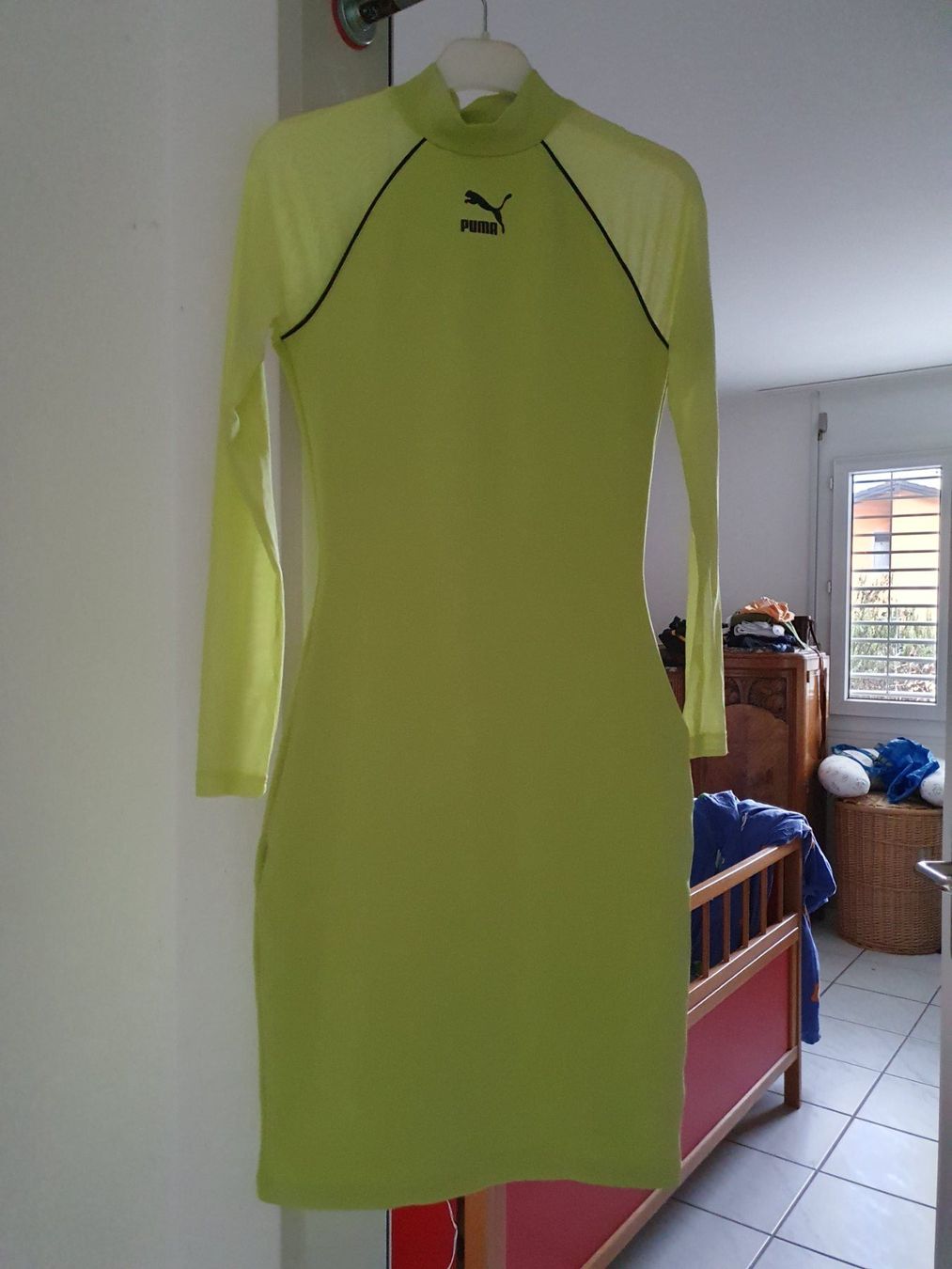 Puma Kleider: Puma Kleid, Neon-Grün – Neu (gemäss Beschreibung) aus Bern von Helays 4