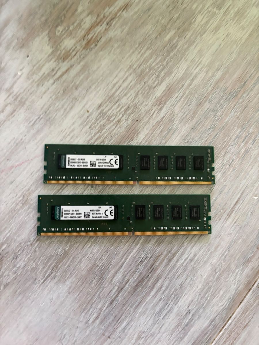 Kingston Memoria / RAM: DDR4 RAM 8GB (2x4) – Usato da Liestal venduto da dom_lr62