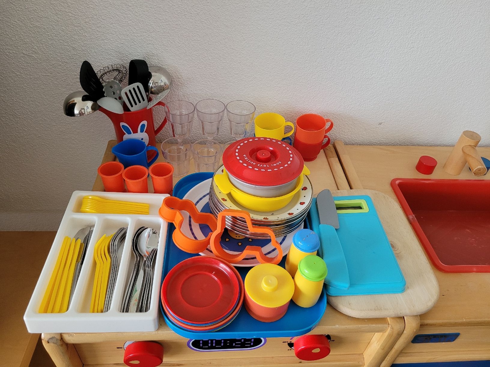 Giocattoli: Spielküche mit viel Zubehör – Usato da Weinfelden venduto da Mastek 1