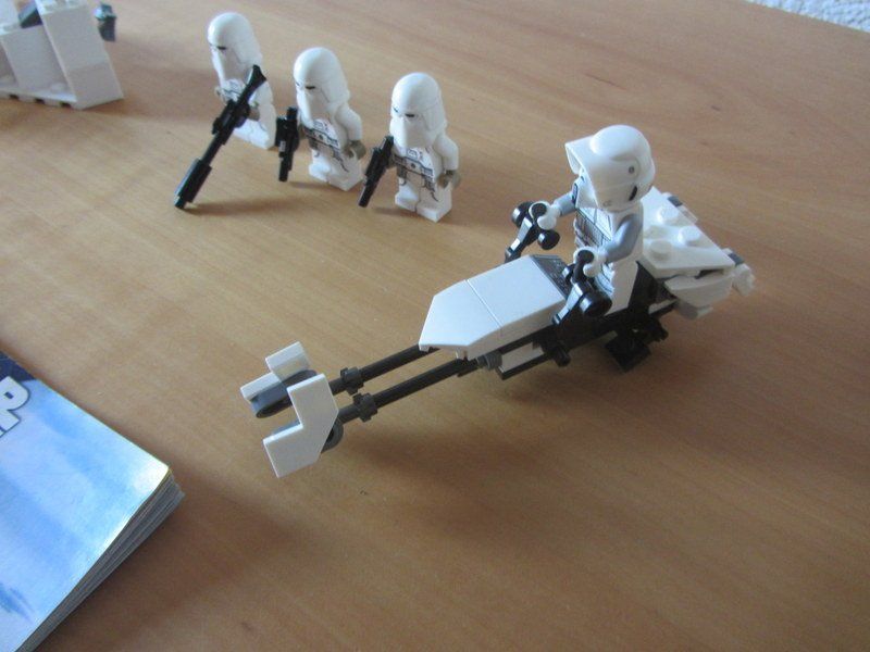 Lego Jeux de construction: LEGO Star Wars 75320 " Snowtrooper Battle Pack " – D'occasion à Kreuzlingen par Han-Solo-68 8