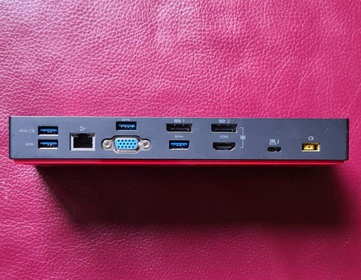Lenovo Dockingstation: Lenovo Thinkpad Thunderbolt 3 Dockingstation – Gebraucht aus zürich von R-N-J 2