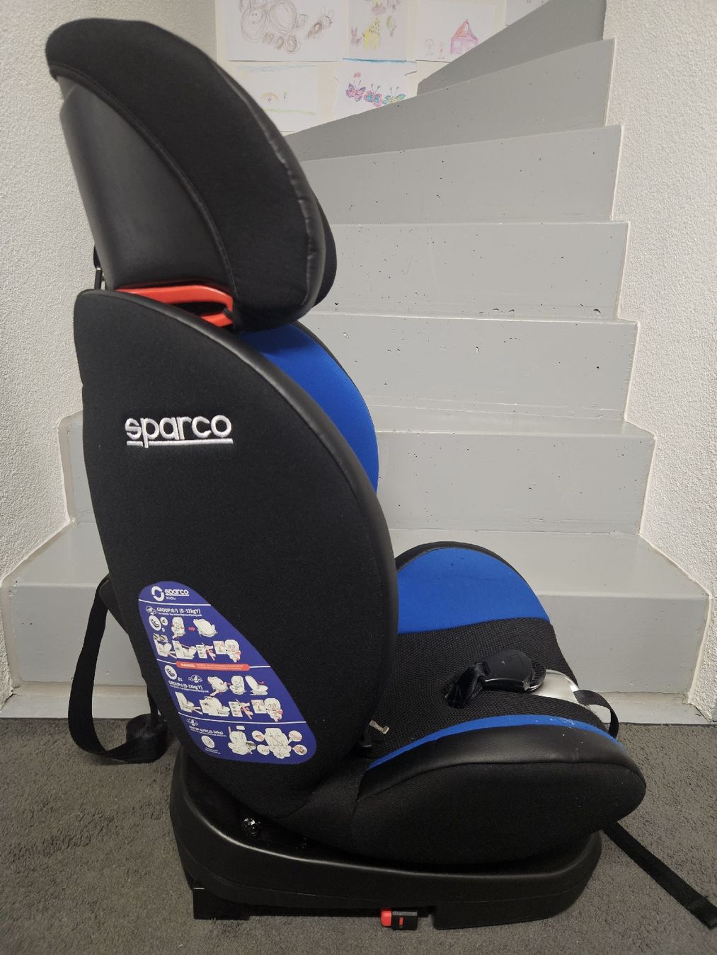 Sparco Sièges auto: Sparco Kindersitz blau – D'occasion à Attikon par is-f 2