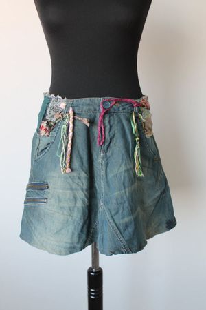 Jupe DESIGUAL taille 38
