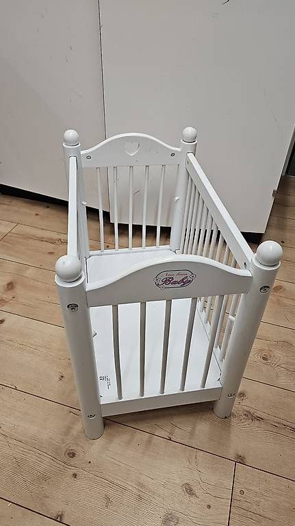 Giocattoli: Puppenbett ca. 50 x 30 cm – Usato da Baden venduto da Gwaihir35 1
