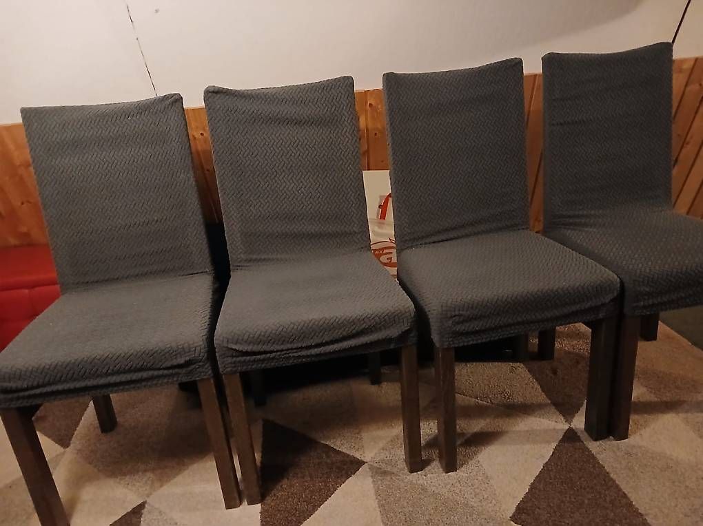 Sedie: 5 Stühle zu verkaufen  – Usato da Liestal venduto da Sed_r65z 1