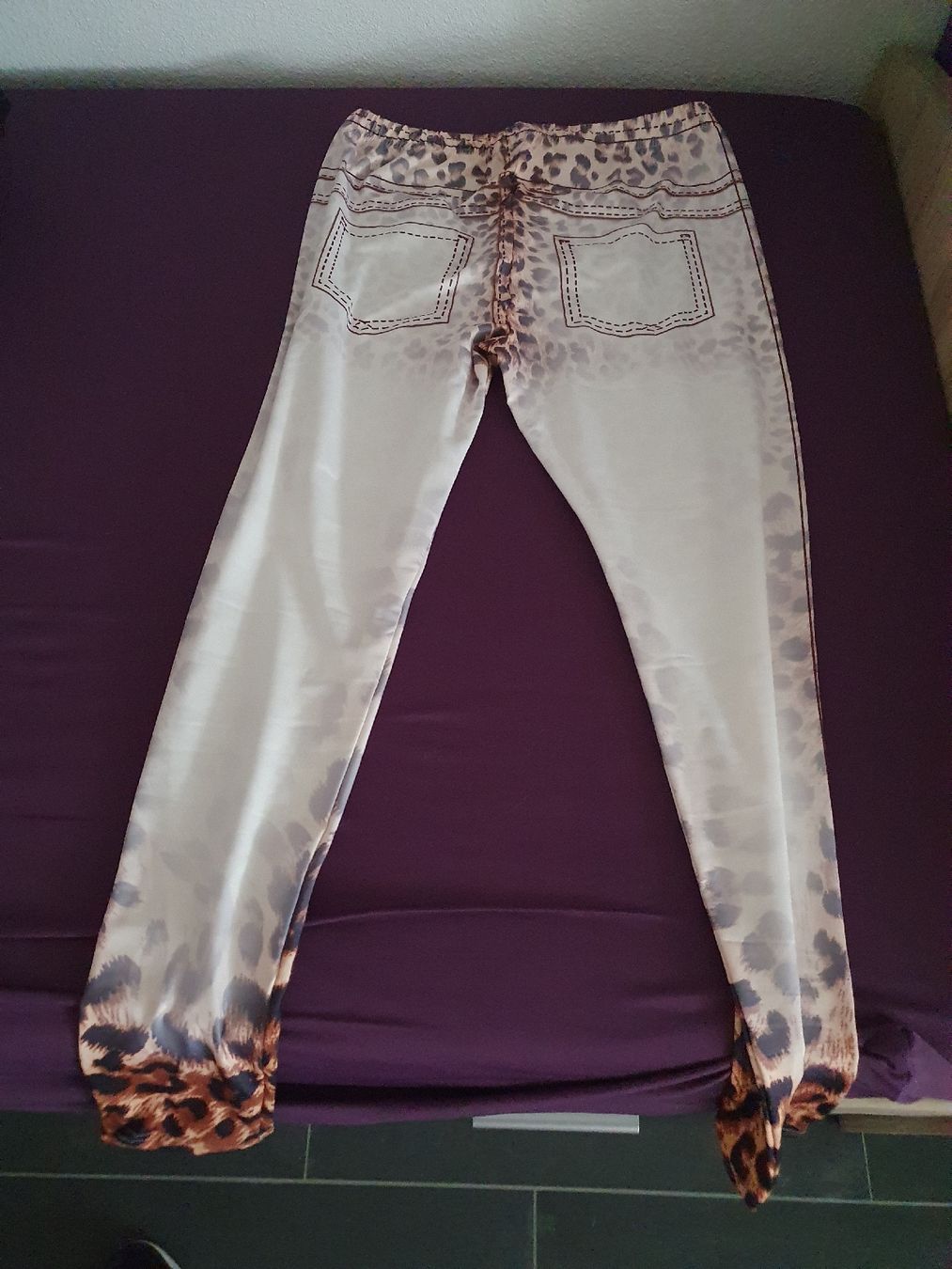 Leggings: Leggins L – Neu (gemäss Beschreibung) aus Würenlingen von kuh33 1