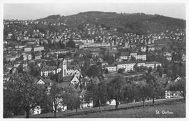 St. Gallen (SG) – Gesamtansicht der Stadt mit der Kirche