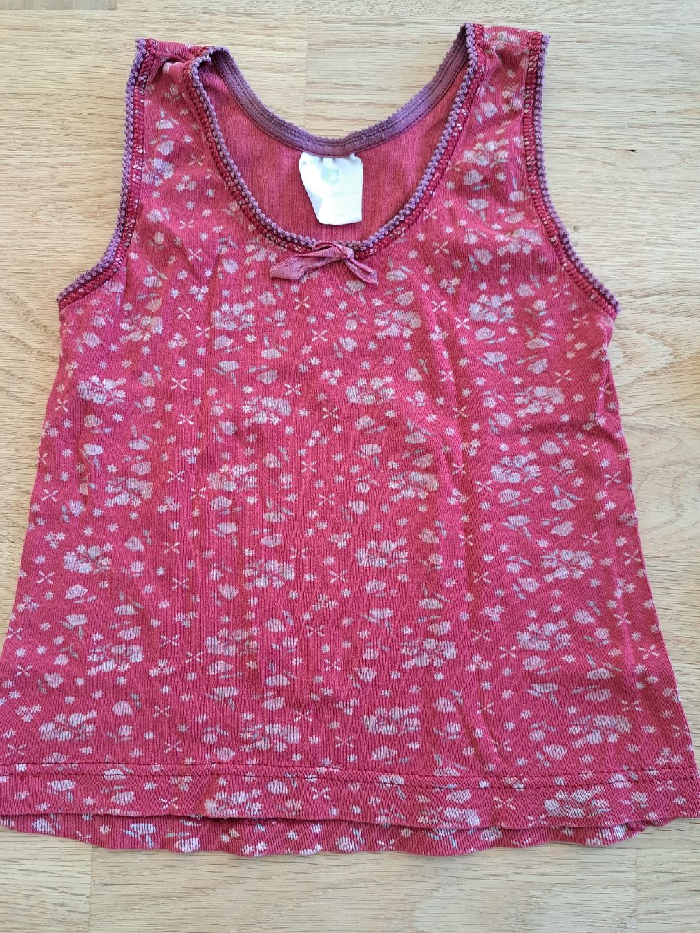 Petit Bateau Unterwäsche: Sommer Set: 2 Unterhemden, Grösse 98/104 – Gebraucht aus Bergdietikon von Staphylococcus 3