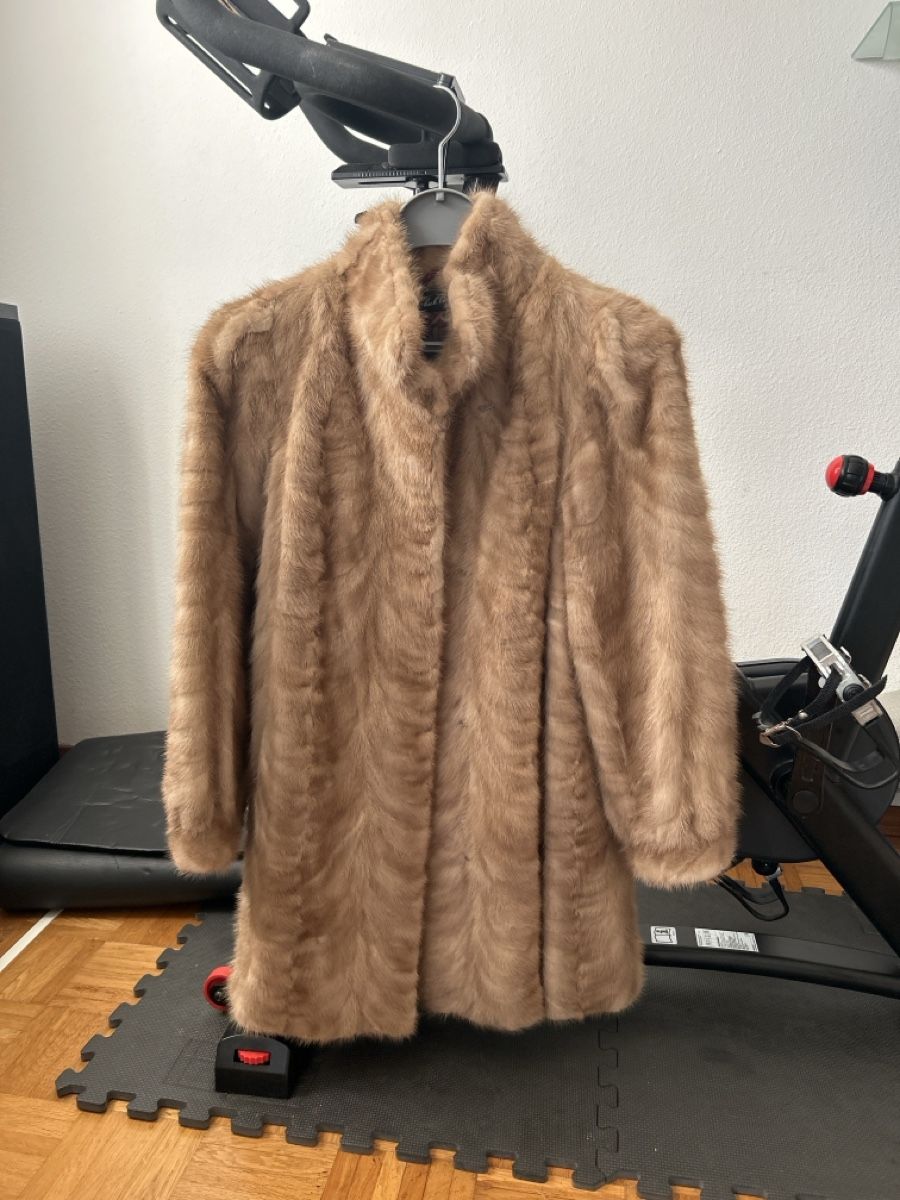 Manteaux: Echte Pelzmantel Grösse S/M – Neuf (Voir description) à Schliern b. Köniz par need-it 4