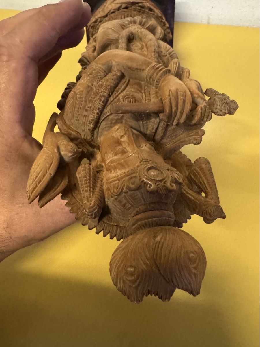 Sculptures & Statues: Holz Skulptur  – D'occasion à Schlieren par Freundlich02 6