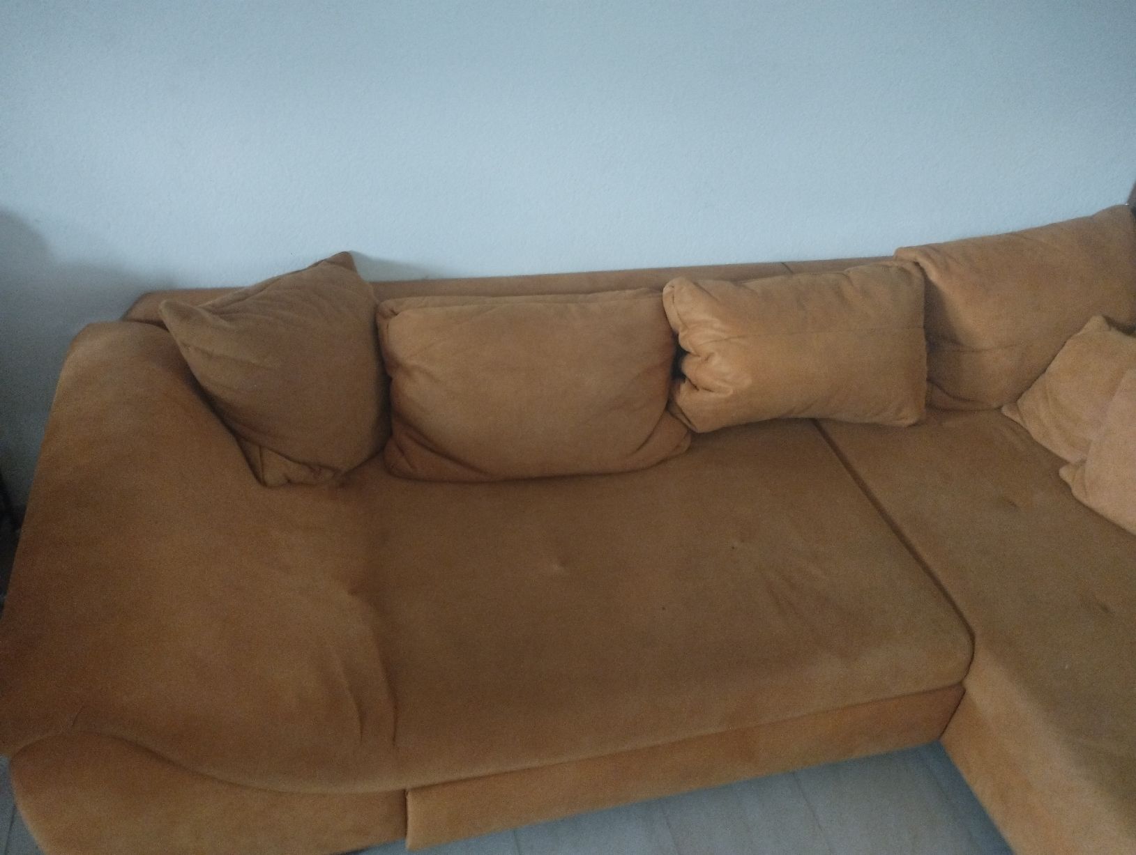 Divani: Sofa 270 x190 /107 tif – Usato da Oftringen venduto da do6_f8nq 1