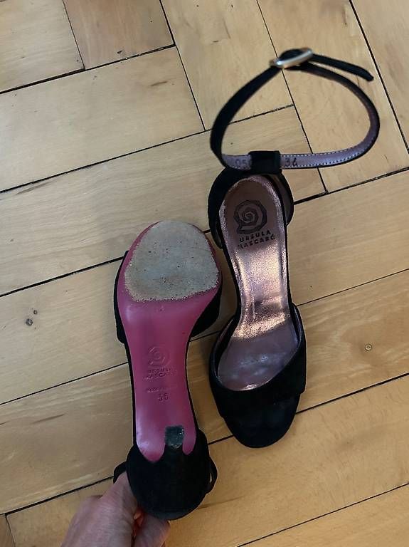 Scarpe da donna: Wildleder Sandale  – Usato da Luzern venduto da son_jmh8 2