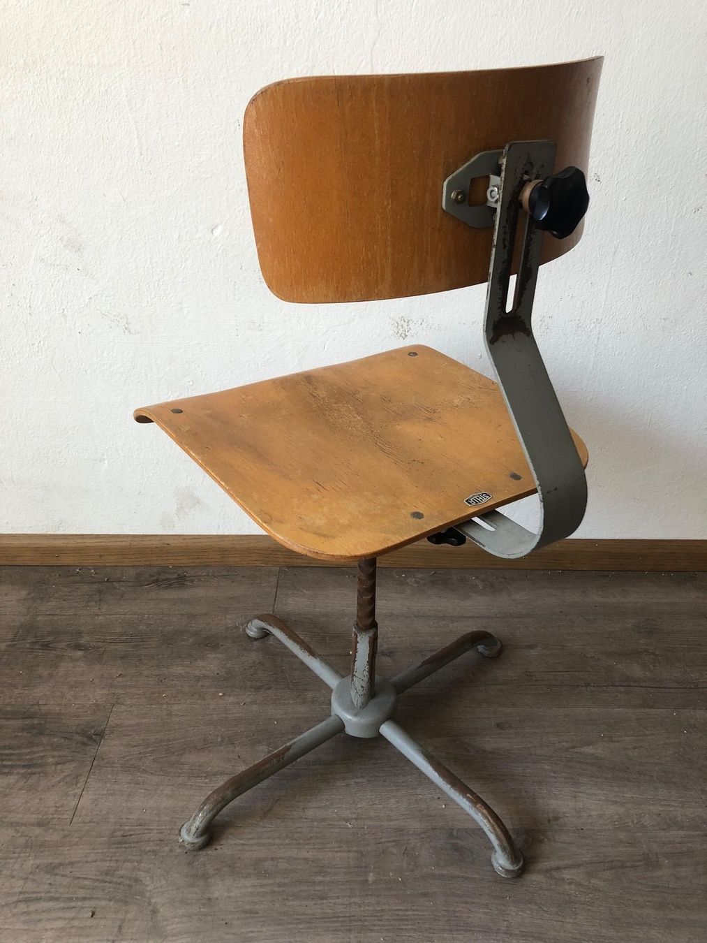 Stella Sedie: Atelierstuhl Stella – Usato da Basel venduto da MoebelSackmann 1