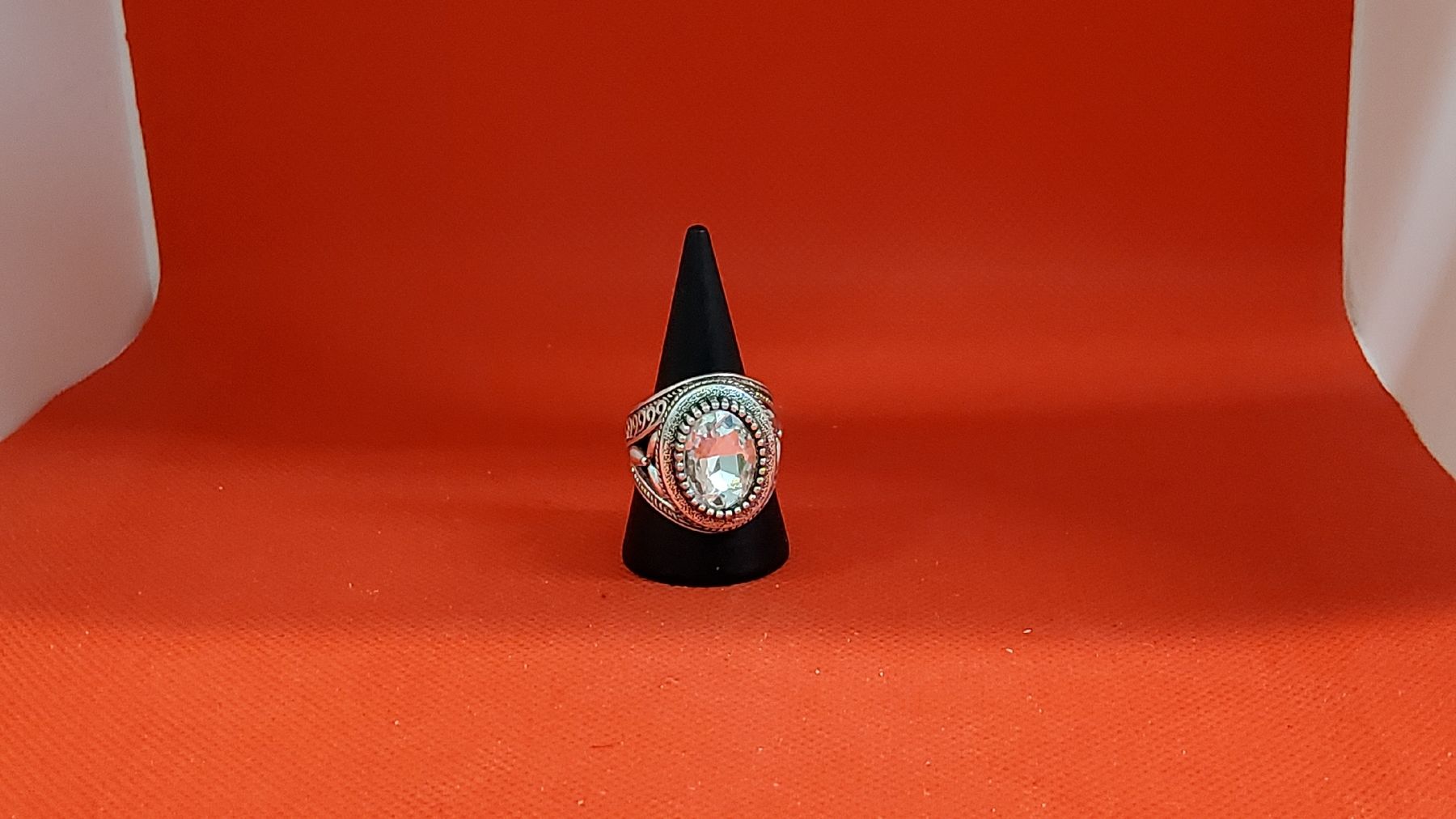 Anelli: Ring mit Stein Grösse 58 Vintage Statement Ring – Nuovo (secondo la descrizione) da Herisau venduto da Nluanalucas