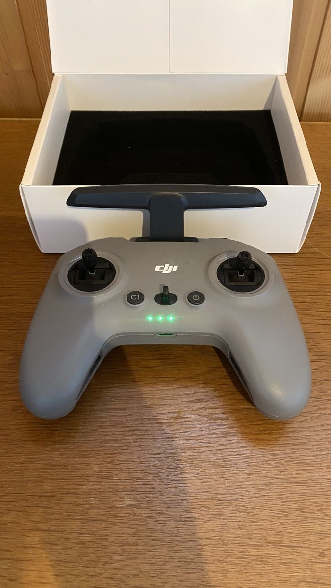 DJI Commande à distance: Dji FPV Remote Controller 2 – D'occasion à Arlesheim par gab_tst5 1