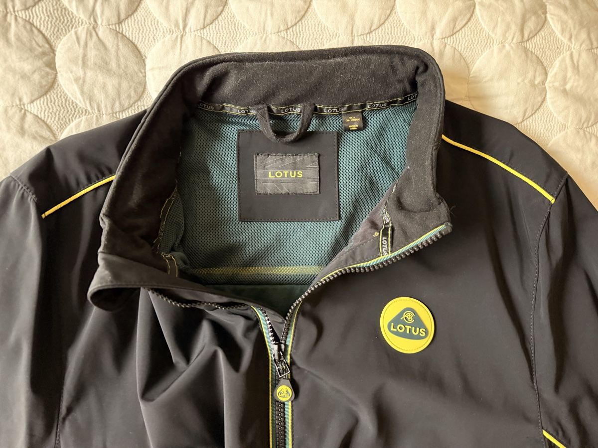 Giacche: Official Lotus Merchandise Softshell Jacke – Nuovo (secondo la descrizione) da Cham venduto da MC_0605 4