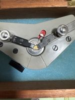 Outil horloger Hormec Nidau Suisse vintage pour ateliers de