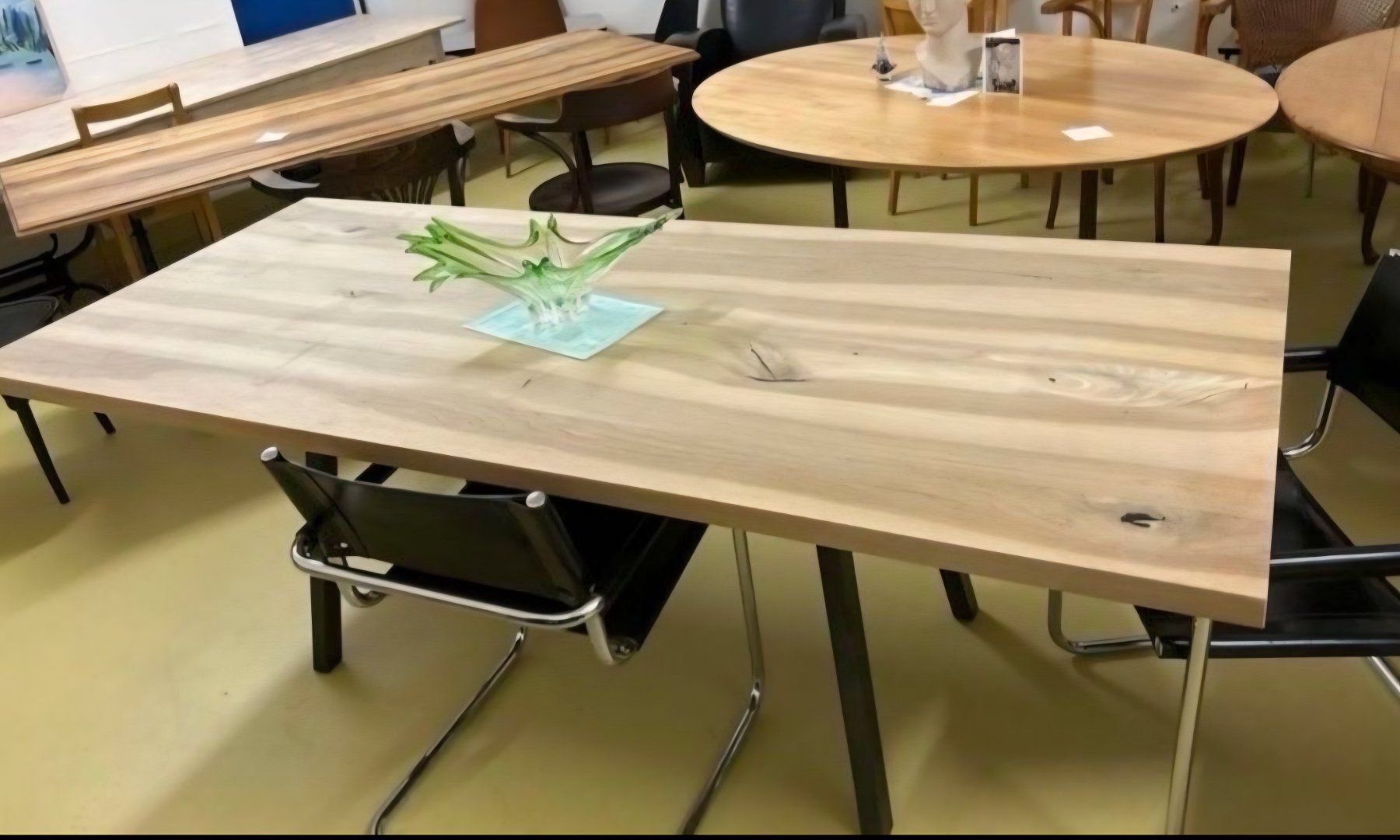 Tables: massiver Esstisch,  Nussbaum – Neuf (Voir description) à Zürich par Reni8048 3