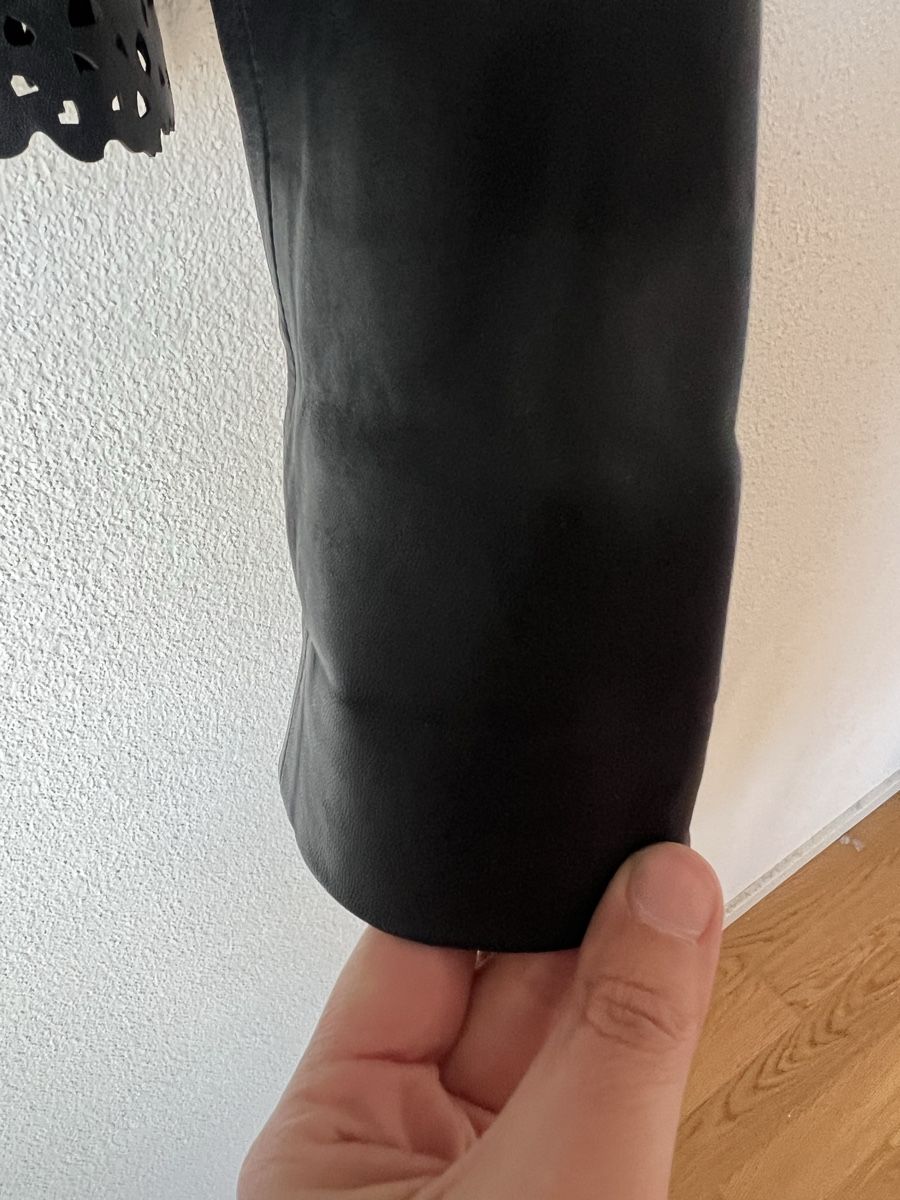 Giacche: Schwarze Lederjacke von Leonardo, Grösse 38 / 40 – Usato da Langenthal venduto da Alperose_5 6
