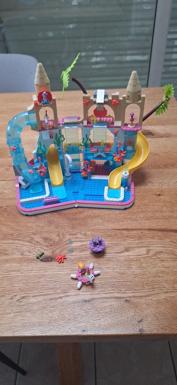 Lego Giocattoli: Lego Friends Aquapark – Usato da Gränichen venduto da Blt5