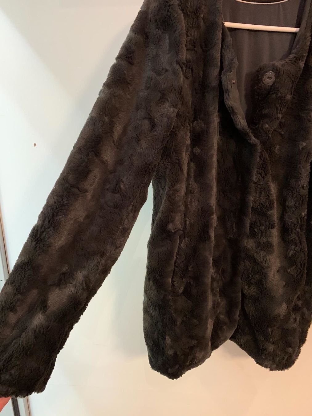 Mäntel: Fake Fur Mantel Comma Gr. M / L – Gebraucht aus Fislisbach von KolibriSecondhand 6