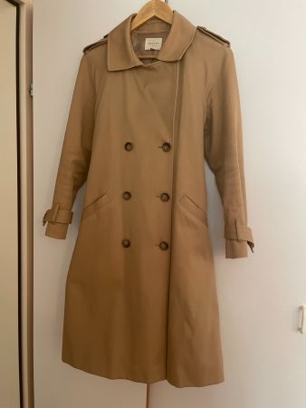 Sézane Scott Trenchcoat in Camel – Größe 38 (FR)
