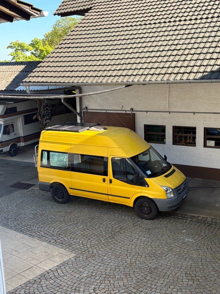 Ford Véhicules de camping: Selbstausgebauter Ford Transit Camper – D'occasion à Zürich par jud_yg79