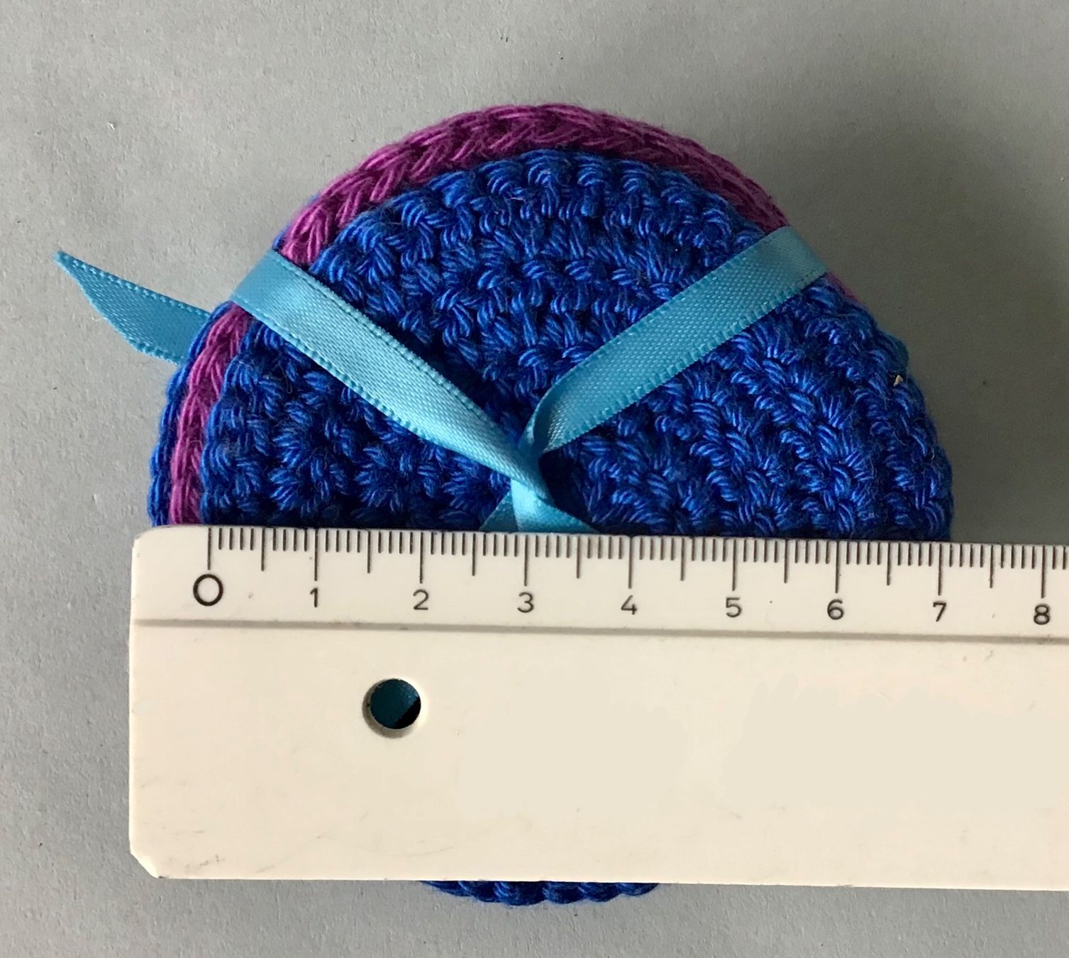 Cura del viso: 5 wiederverwendbare, gehäkelte Abschminck - Pads – Usato da Bubendorf venduto da Alpenheidi 1