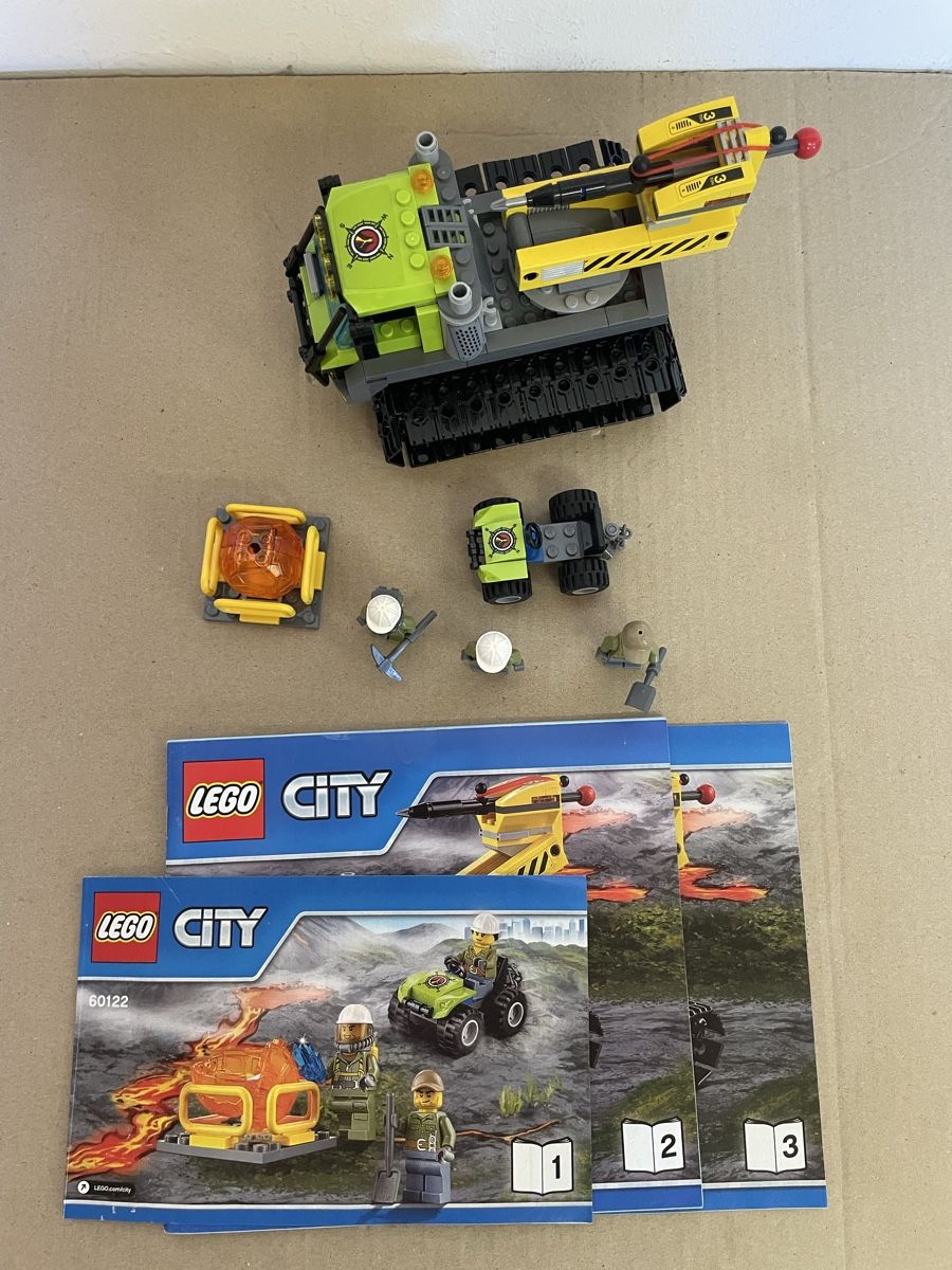 Lego Jeux de construction: Lego City Vulkan 60122 – D'occasion à Möriken AG par Peka01