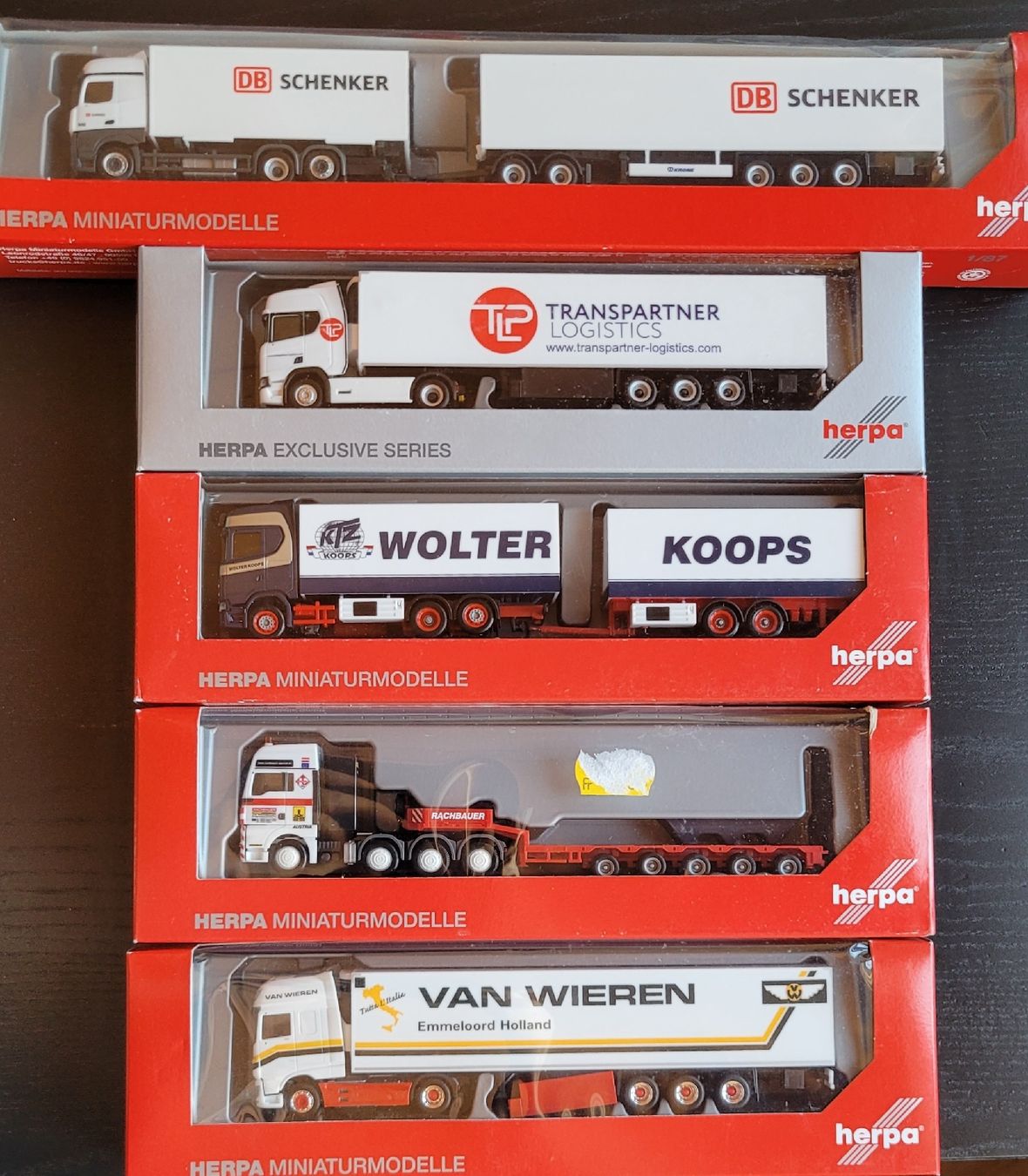 Herpa Kit di modellismo & Modellini statici: Herpa LKW's 1/87 – Usato da Hettiswil venduto da kuese85