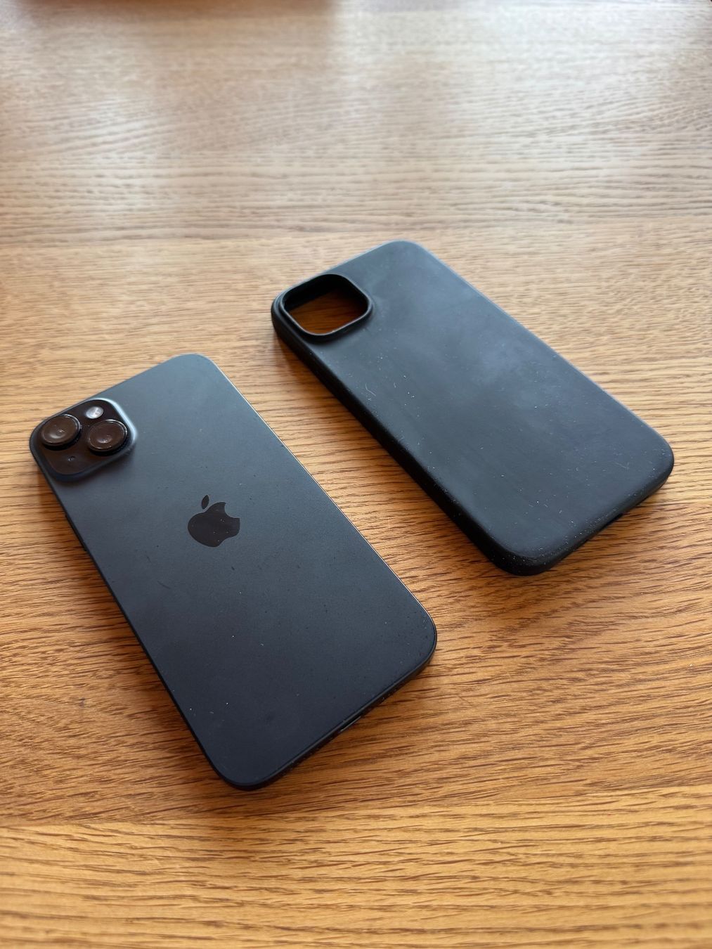 Apple Portables: iPhone 15 Plus – D'occasion à Wiler b.Utzenstorf par YaWi98 1