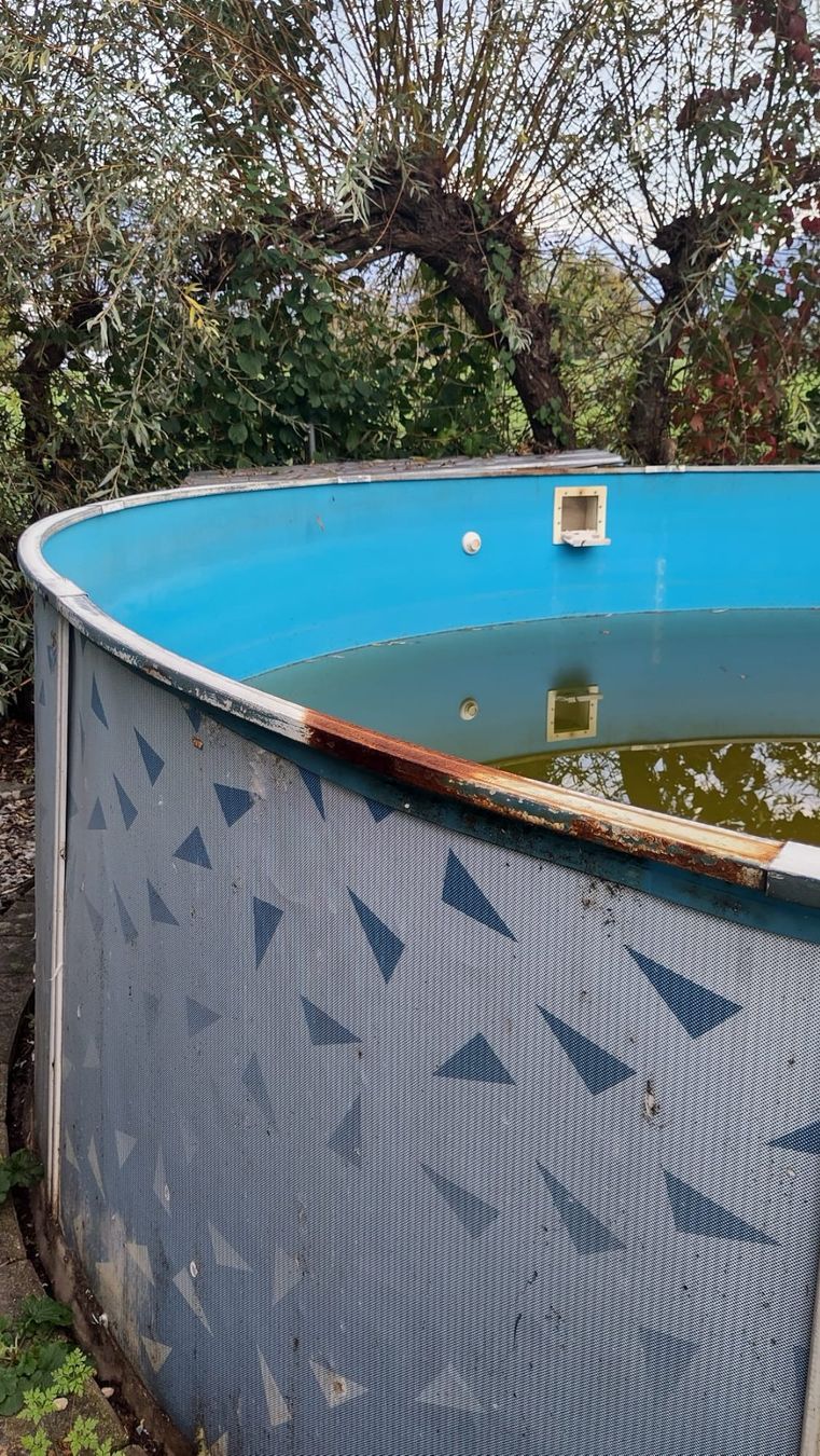 Schwimmbad: Pool mit oder ohne Holzumrandung. Mit Zubehör; ab CHF 1.- – Gebraucht aus Uznach von slotsfrun 5