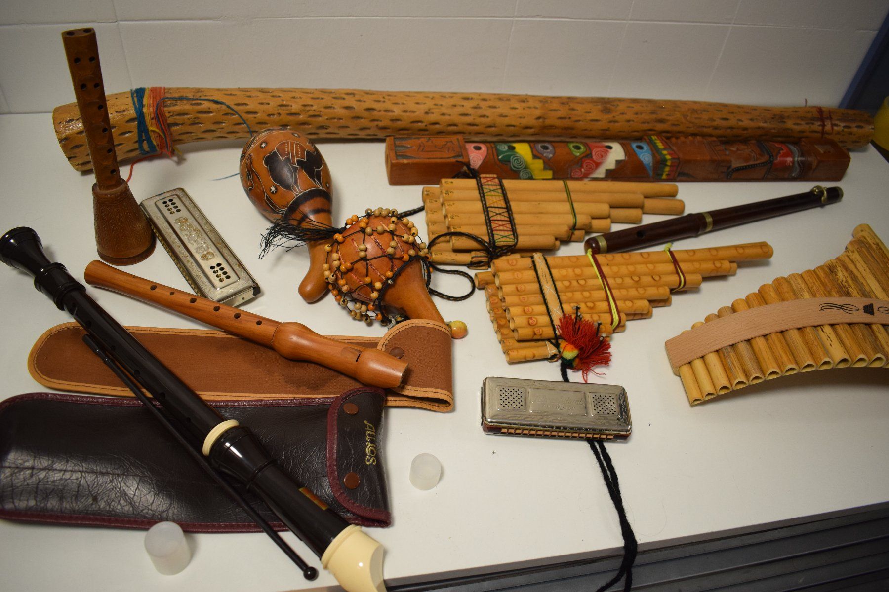 Strumenti musicali: Posten Flöten und Mundharmonika – Usato da Zürich venduto da Brockito 9