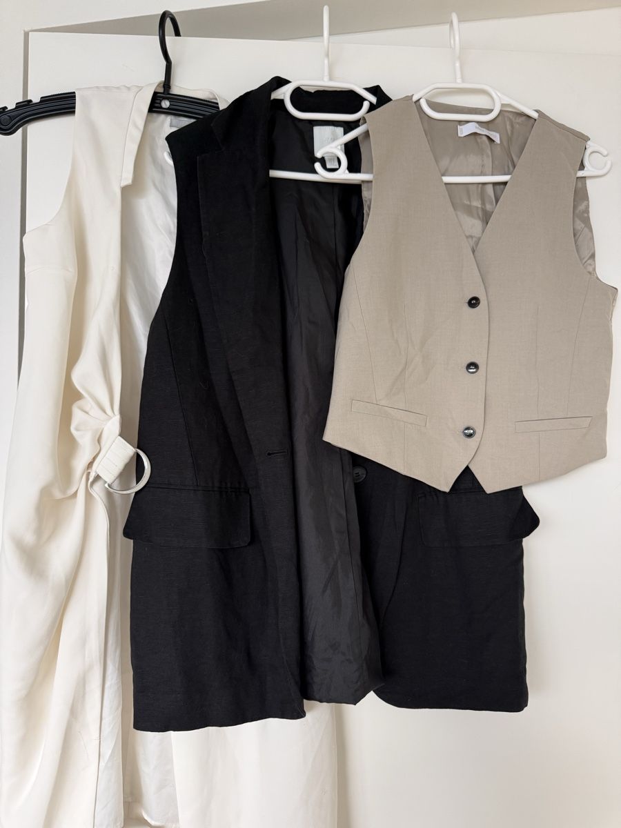 Gilets & Westen: Lot gilet – Gebraucht aus Monthey von sen_6ckr 2