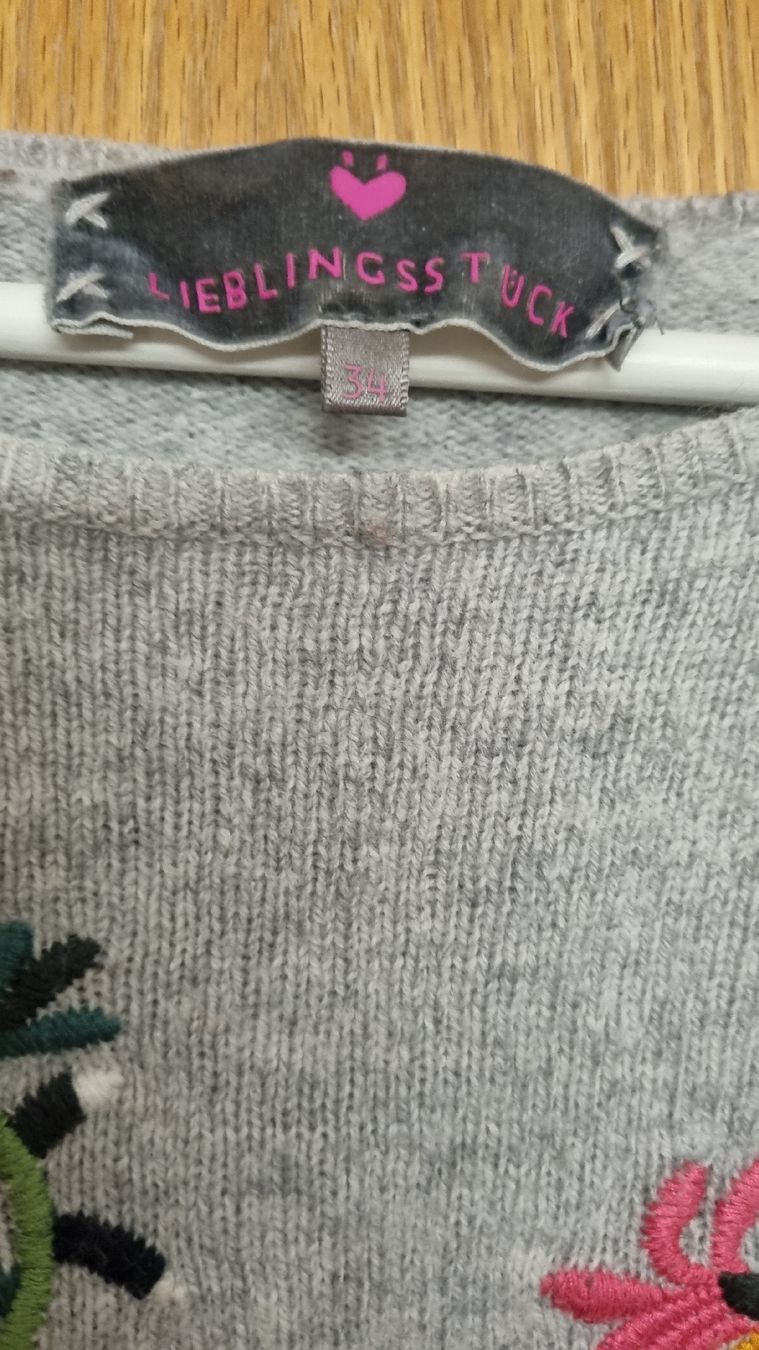 Lieblingsstück Maglioni & Felpe: Lieblingsstück! Wunderschöner bestickter Pullover, Gr. 34 – Usato da Oftringen venduto da MalousAllerlei 6