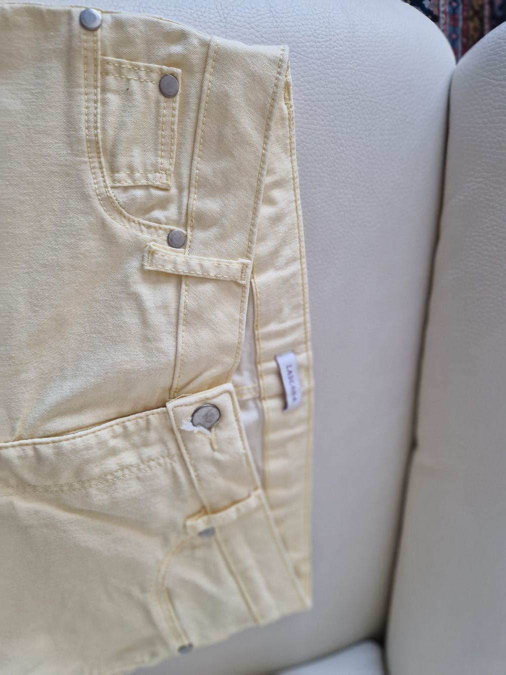 Lascana Jeans: Damenhose gelb Gr. 36 – Nuovo (secondo la descrizione) da Gelterkinden venduto da amalfi46 3