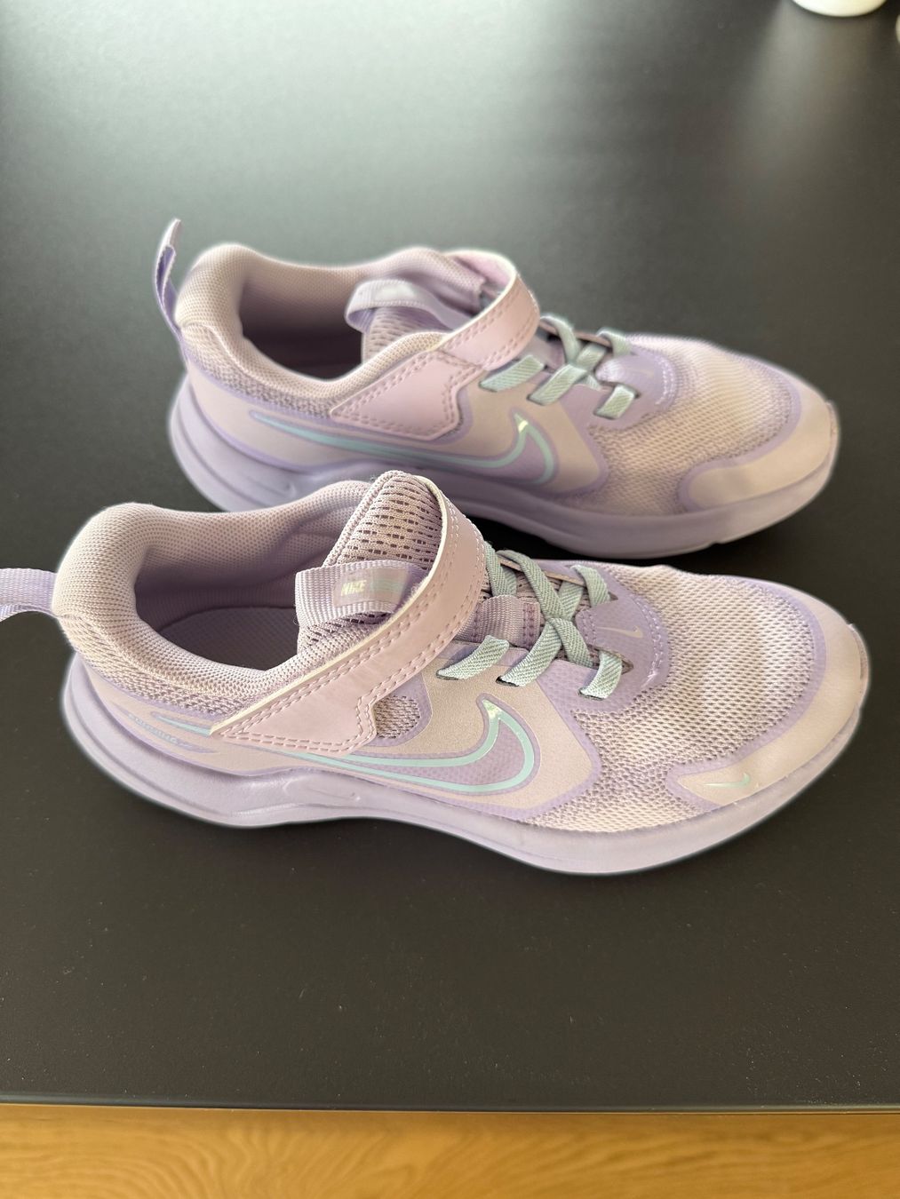 Nike Chaussures filles: Basket Nike – D'occasion à Etagnieres par LV1982 2