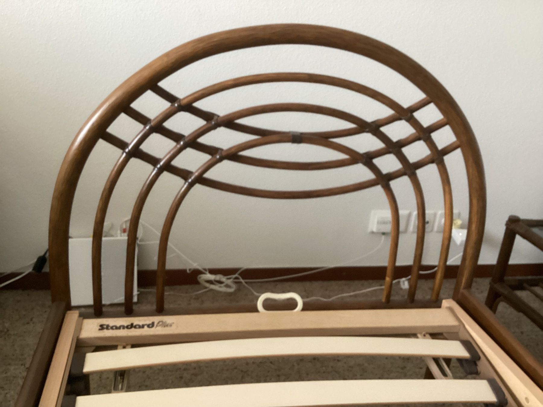Letti: Holzbett aus Rattan mit Lattenrost – Usato da Goldau venduto da dgh_bwh7 1