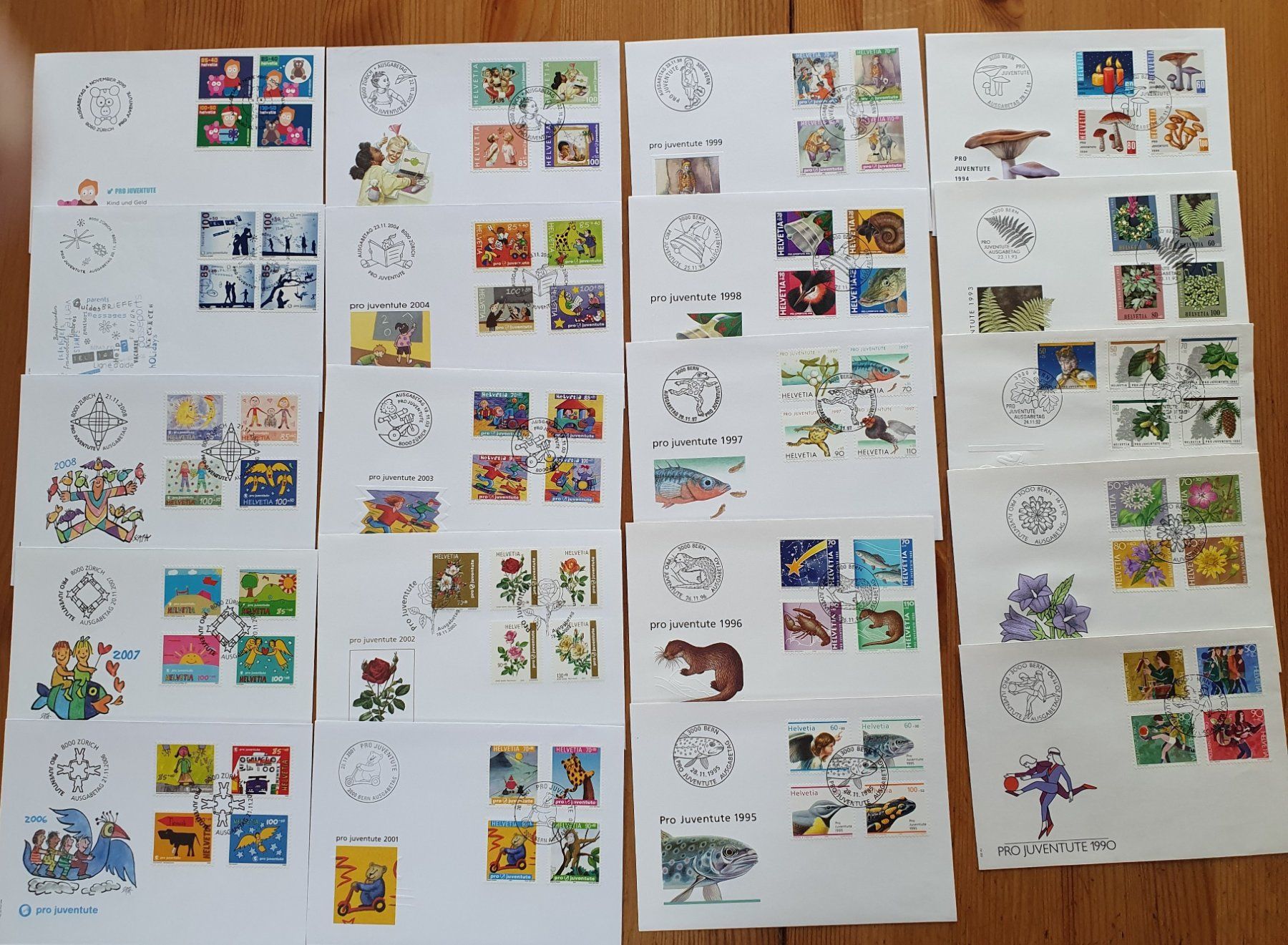 Tutti i francobolli: Schweiz: 900 verschiedene FDC 1960 - 2010 – Usato da Dällikon venduto da Minita 2