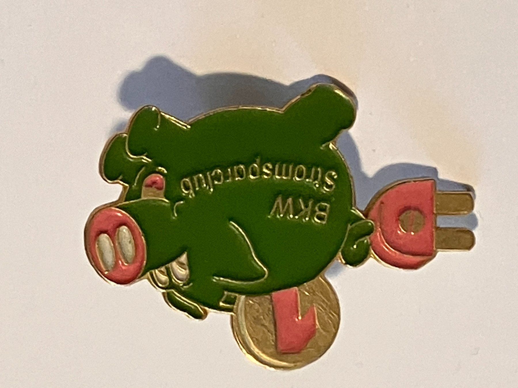 Placchette & Badge: 1 Pin BKW Stromsparclub – Usato da Basel venduto da djwwpp