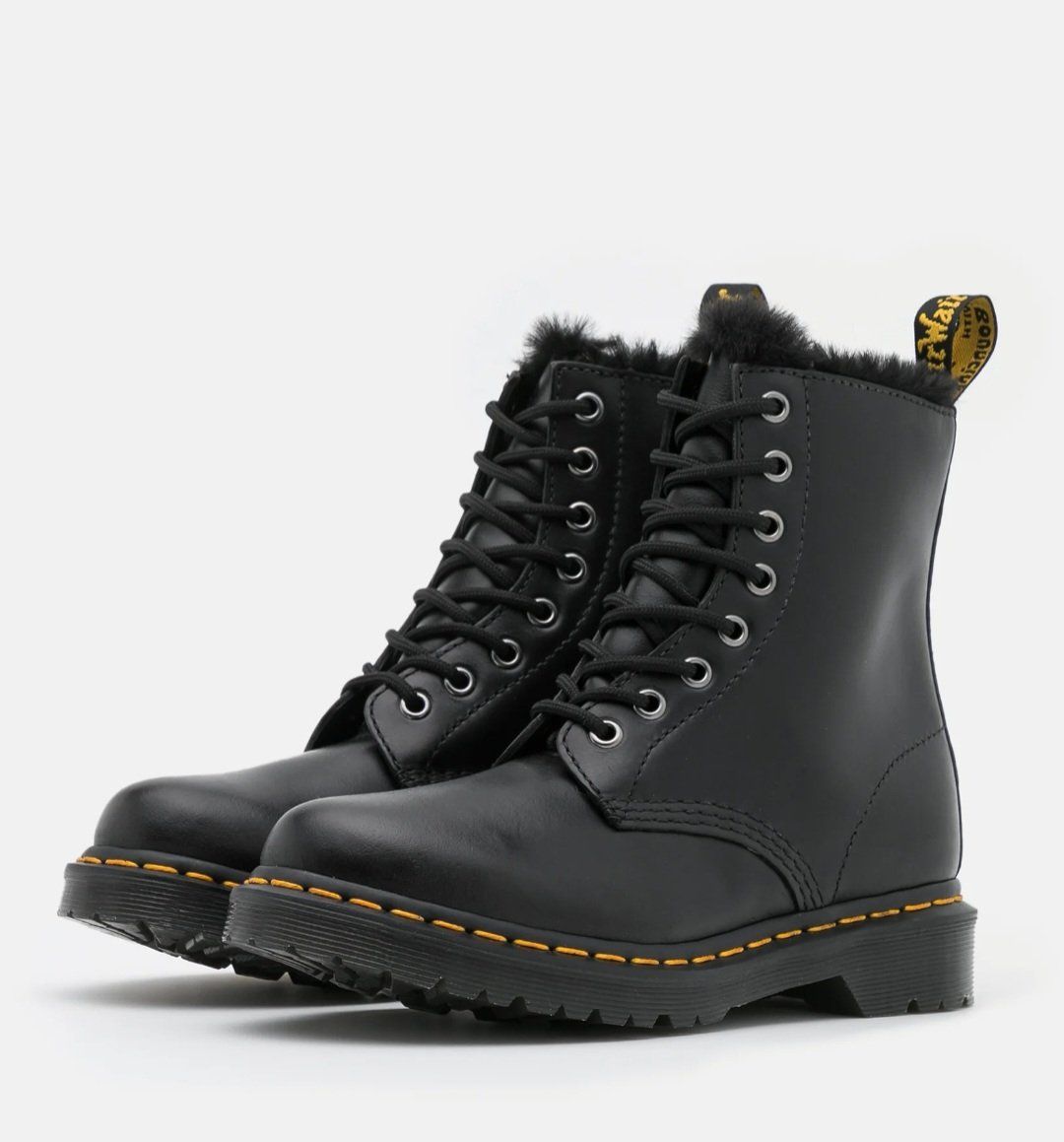 Dr. Martens Chaussures femmes: Dr.Martes Winterschuhe – Neuf avec emballage d'origine à Zürich par C-09