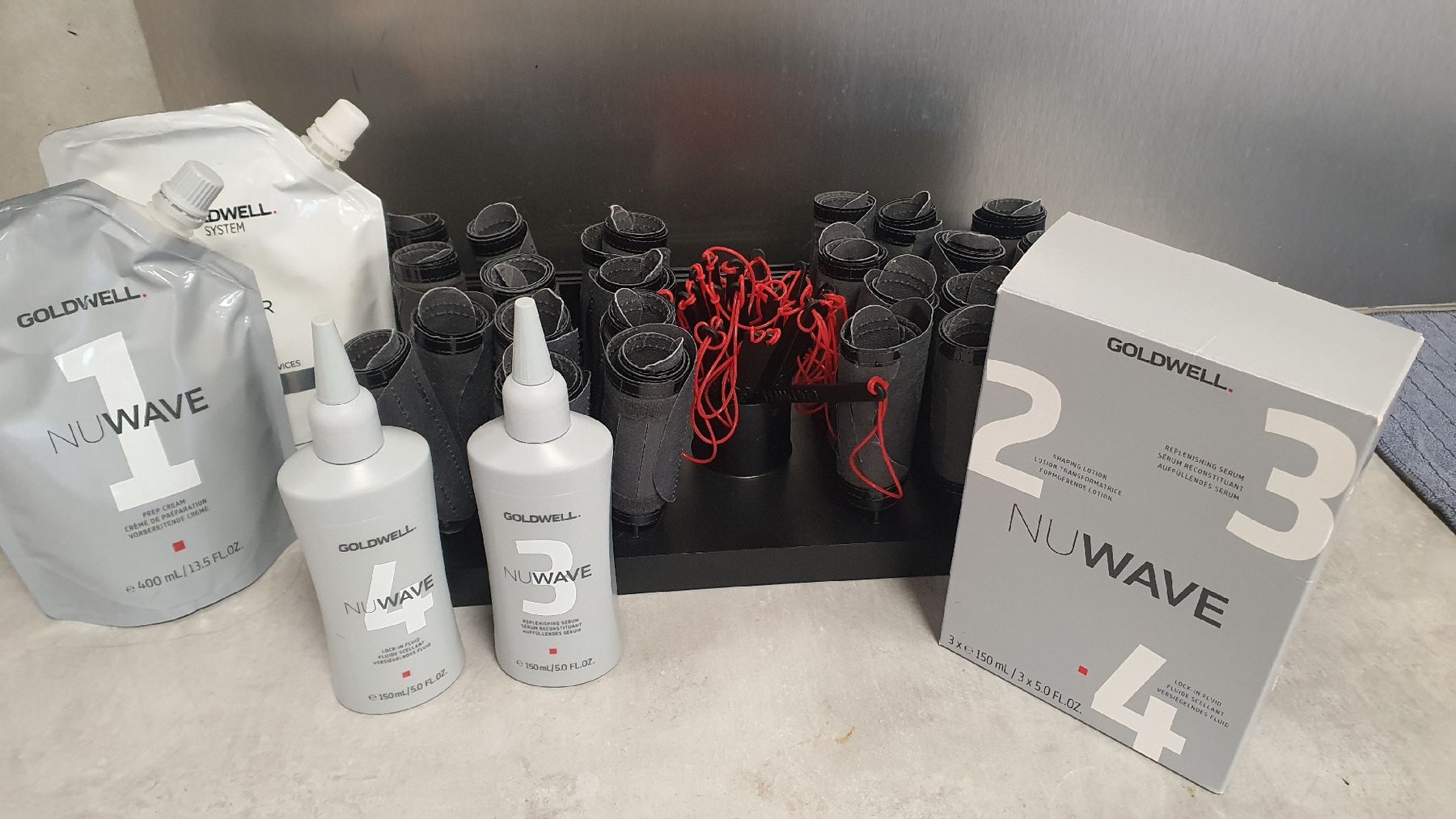 Tinte: Goldwell Nuwave Set – Usato da Flawil venduto da minggeli83