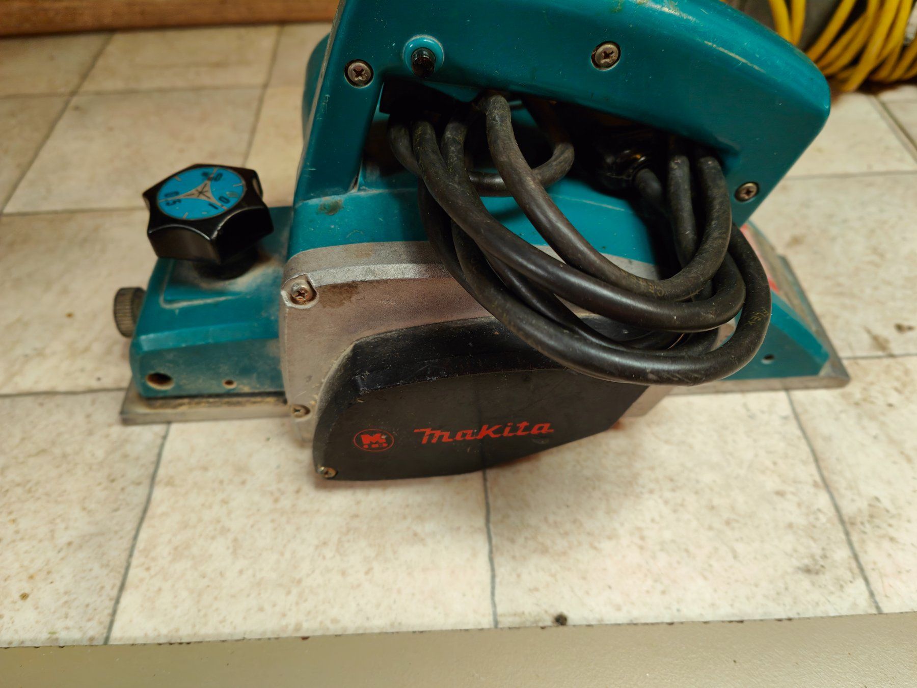 Makita Tutte le macchine: Makita Hobelmaschine - Model 1923B – Usato da Schöftland venduto da sil_bn9x