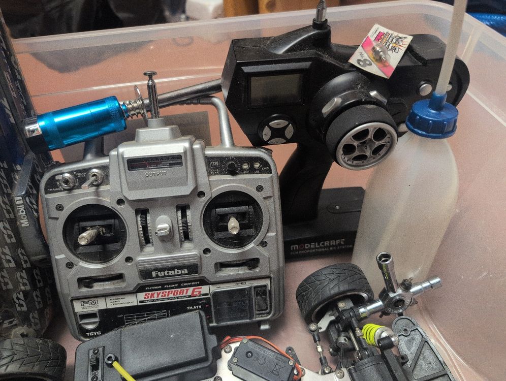Modellismo RC: RC Verbrenner Auto Set: Arcor, Ersatzteile, Zubehör – Usato da Adetswil venduto da lba_l8yp 4
