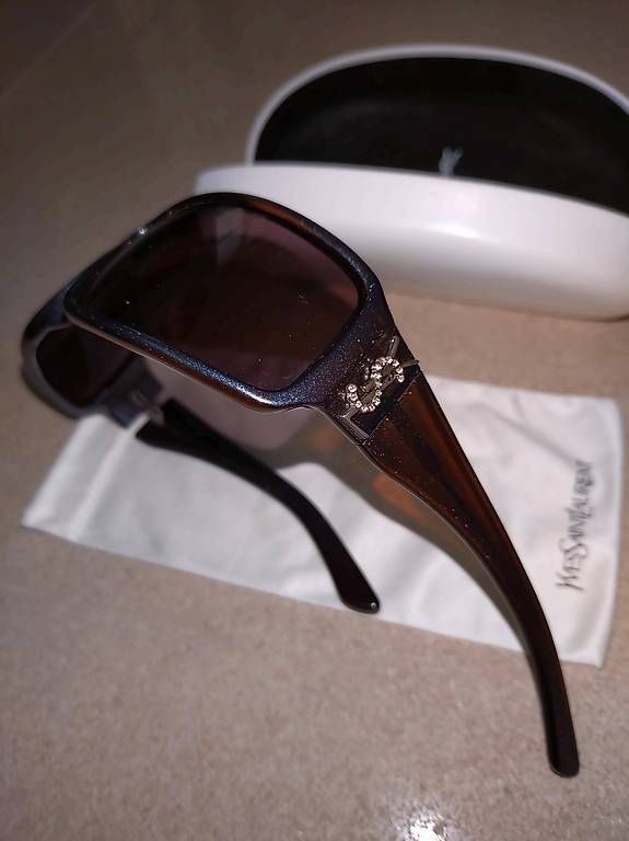 Occhiali & Lenti: YSL Sonnenbrille – Usato da Andwil TG venduto da Grappa07 1