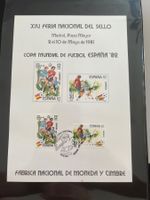 Fussball WM 1974 + 1982  130 Briefe/Karten in 2 Brief-Alben
